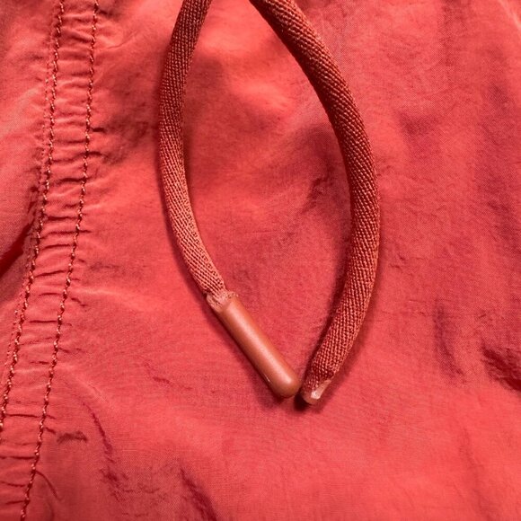 Athleta Expedition Hiking / Running Short in Brick Red / Orange Size 6 - Picture 4 of 6